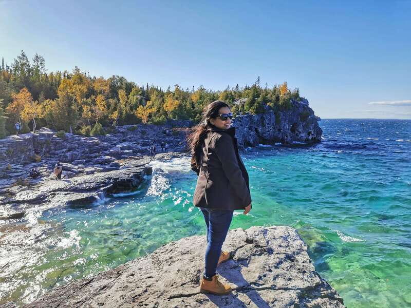From Toronto: Bruce Peninsula National Park Guided Day Trip - Grotto and the limestone cliffs of Georgian Bay