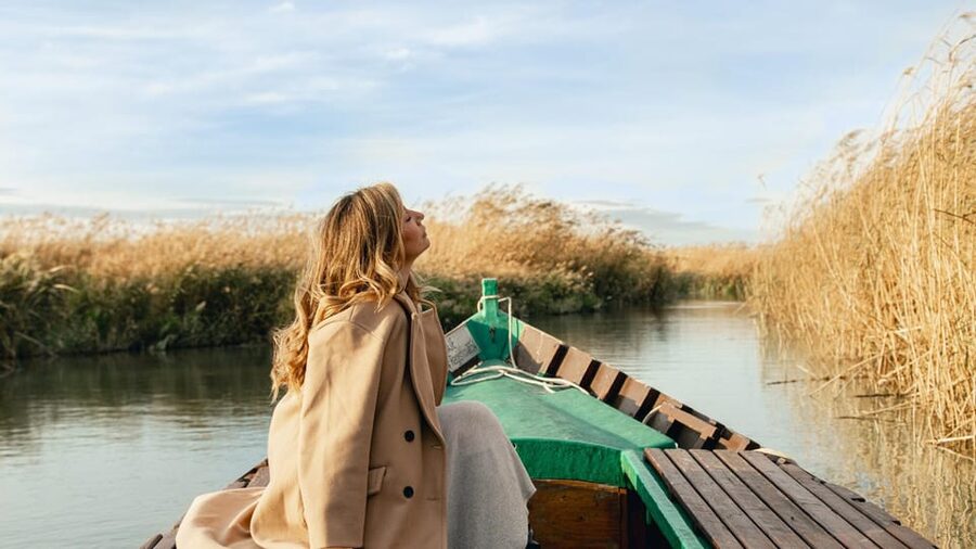 From Valencia: Albufera Day Trip with Boat Tour and Transfer - What to pack and what rules to follow on the day