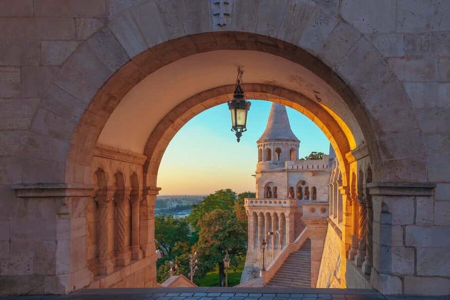 From Vienna: Bratislava and Budapest Guided Day Trip - Optional Győr Break: A Short Reset in a Smaller Hungarian Town
