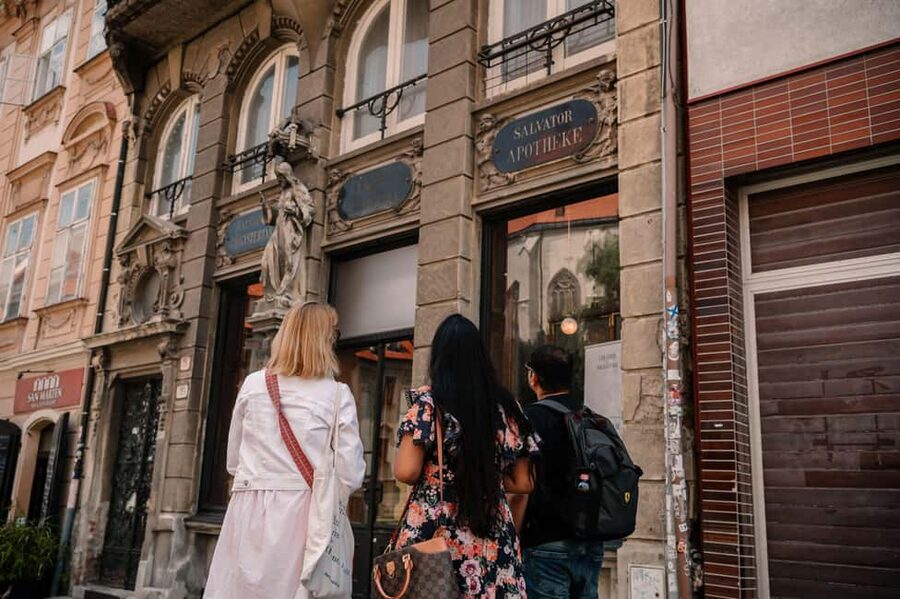 From Vienna: Bratislava Day Trip Like a Local - Why Bratislava Feels Like a Perfect One-Day Edit