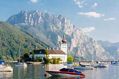 From Vienna: Full Day Trip to Hallstatt and Salzkammergut - The Salzkammergut scenery stop: why the drive is part of the experience
