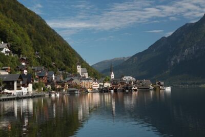 From Vienna: Hallstatt, Salzburg, Melk, Alps & Lakes Day Trip - Meeting in Vienna: Pickup Zones, Group Size, and Comfort Reality