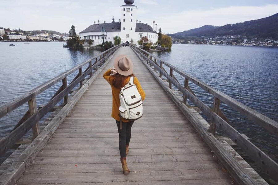 From Vienna: One Day Hallstatt Guided Day Trip - Schloss Ort: the island castle stop with bridge-and-water photos
