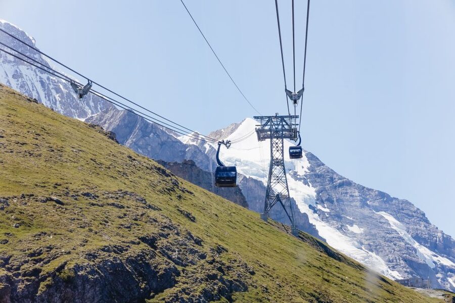 From Zurich: Day Trip to Jungfraujoch - Top of Europe - Descending via Wengen to Lauterbrunnen (and why the return still feels good)
