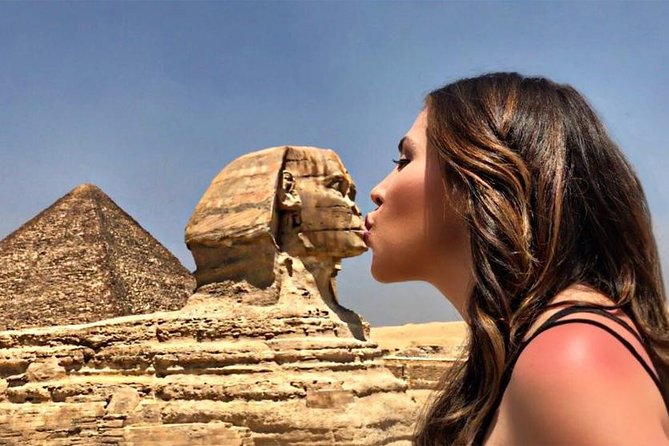 Full-Day Tour From Cairo: Giza Pyramids, Sphinx, Memphis, and Saqqara - Giza Pyramids and Valley Temple: seeing the big idea up close