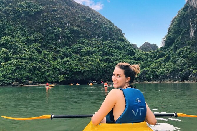 Full day trip to Lan Ha-Ha Long Bay from Cat Ba, avoid the crowds - Why this Lan Ha–Ha Long day trip works when you want fewer boats