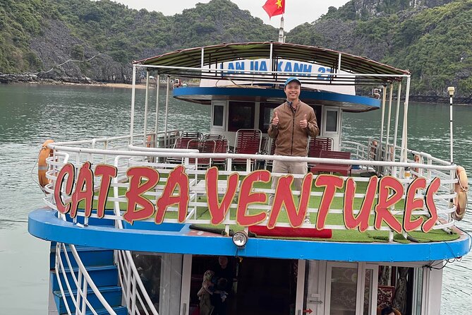 Full day trip to Lan Ha-Ha Long Bay from Cat Ba, avoid the crowds - Rock arches and caves: what kayaking through Bat and Bright Cave feels like