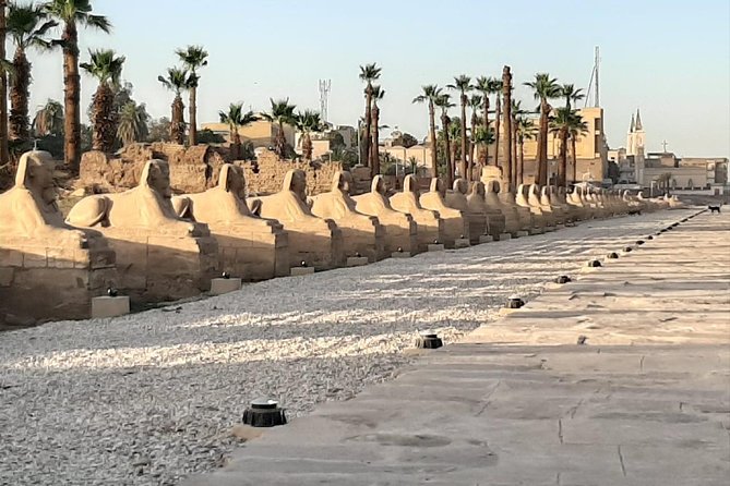 Full Day Trip to Luxor from Hurghada Small Group with Lunch - Valley of the Kings: what two hours really buys you