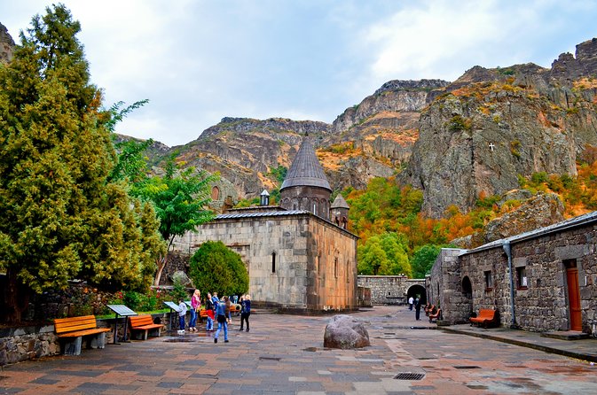 Garni, Geghard & Symphony Small-Group Day Trip with Lavash Baking - Pacing, Road Time, and Photo Strategy for a 6–7 Hour Day
