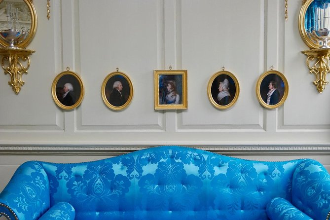 George Washington's Mount Vernon Half-Day Tour from Washington DC - The 30-minute Washington film that sets the story fast