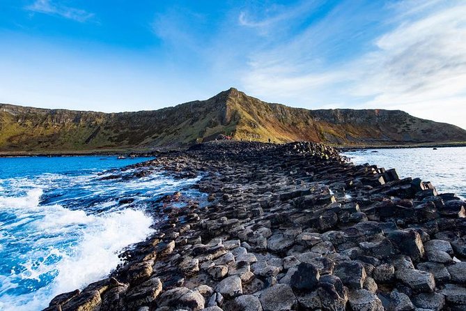 Giant’s Causeway Day Trip from Belfast - Guides with a microphone: why narration matters on this route