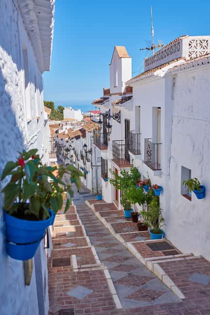 Gibraltar and Mijas town Day Trip with Free Time from Málaga - Key takeaways before you go