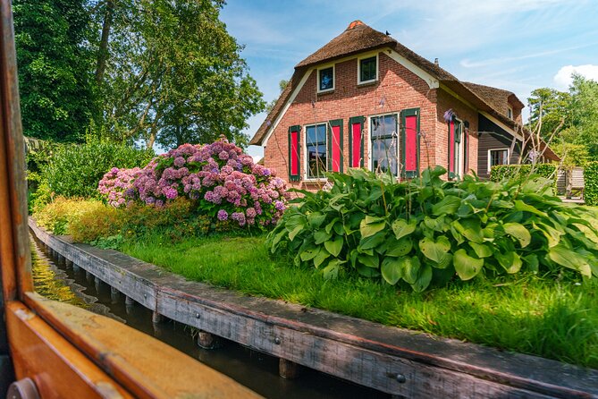 Giethoorn and Afsluitdijk Day Trip from Amsterdam with Boat Trip - Price and Value: Is $91.73 a Smart Buy?