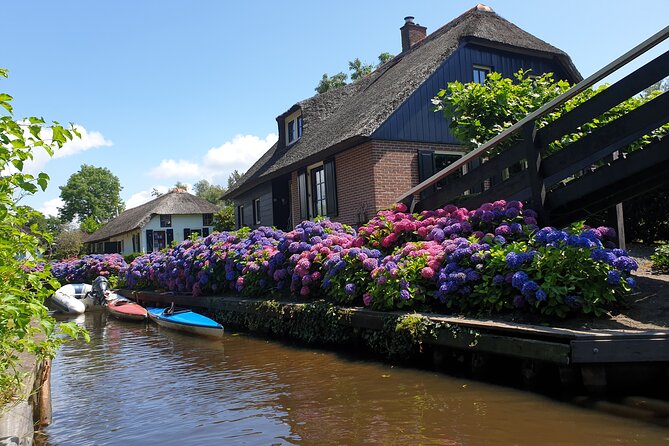 Giethoorn Day Tour from Amsterdam with Small Boat Ride - Price and value: what $154.86 buys you (and what it doesn’t)