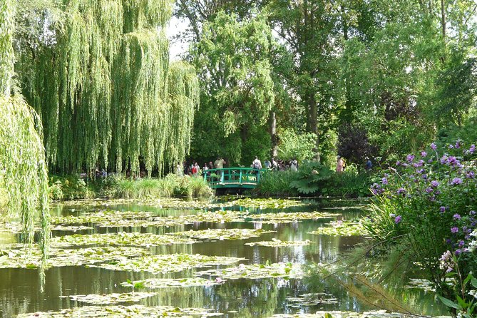 Giverny and Versailles Small Group Day Trip from Paris with Lunch - Giverny: Monet’s house, gardens, and the water lily pull
