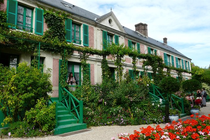 Giverny and Versailles Small Group Day Trip from Paris with Lunch - Timing, crowds, and comfort rules that actually affect your day