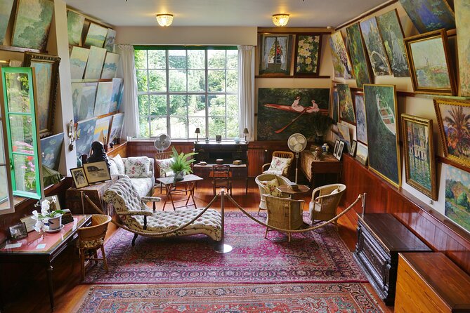 Giverny Monet’s Home and Gardens Half Day Tour from Paris - Giverny village time: tombstone visit and a slower kind of sightseeing