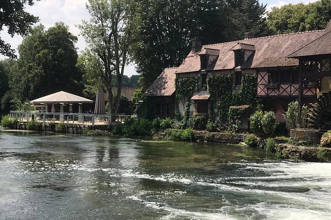 Giverny's House & Gardens plus Versailles Palace Day Trip with Lunch from Paris - Morning Logistics Near the Eiffel Tower (And the 8:15 Start)