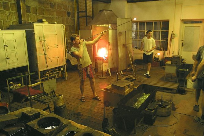 Glass and Brewery Day Trip from Prague - Ruckl Glassworks in Nizbor (2 Hours): Where Bohemian Glass Becomes Crystal