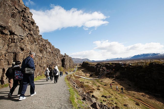 Golden Circle Classic Day Tour from Reykjavik - Coach comfort and pacing: what 6.5 hours feels like