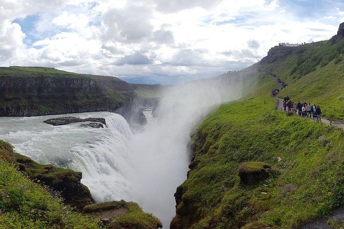 Golden Circle. Private Day Tour from Reykjavik - Kerið crater: a short visit with a big sense of depth