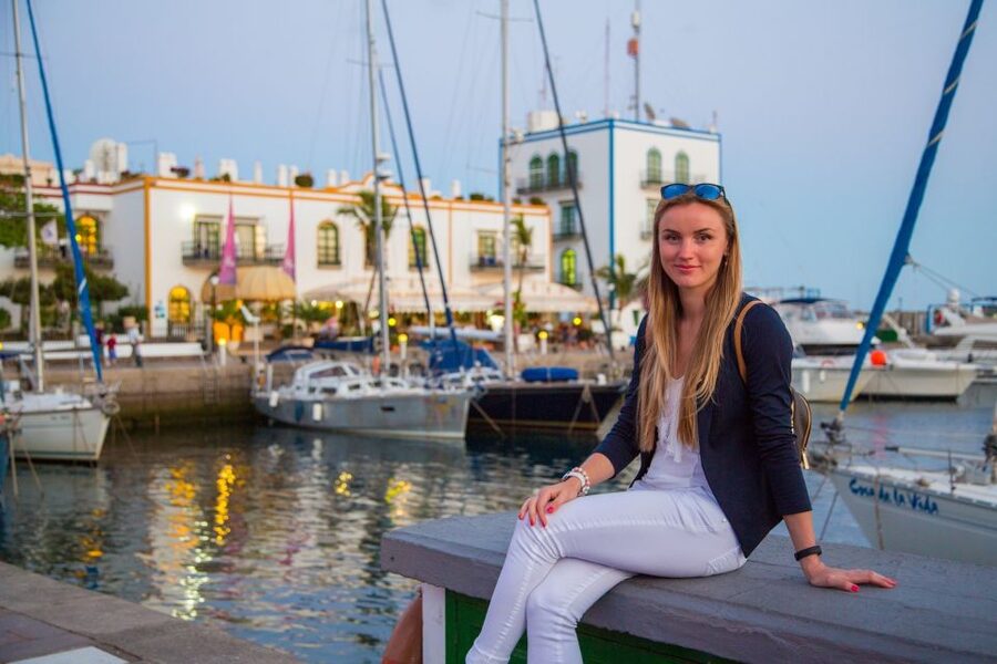Gran Canaria: Puerto de Mogán Local Market Day Trip - Little Venice harbor: the easiest photo walk you’ll do all day