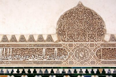 Granada Day Trip: Alhambra & Nazaries Palaces from Seville - Granada Time: Lunch, Free Time, and Why It Feels Different Per Day