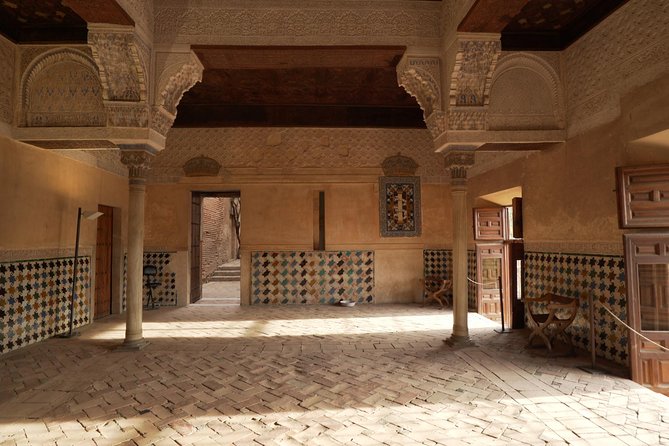 Granada Day Trip with Alhambra and Albaicin Tour from Seville - Alhambra Fortress to Royal Palaces: The Alhambra Portion That Matters