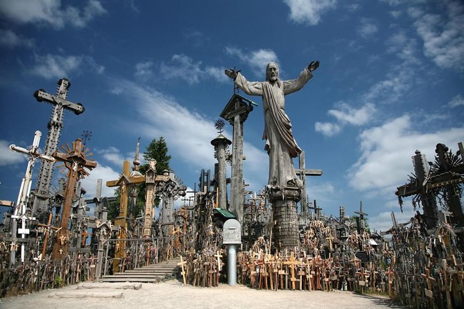 Group Day trip to Rundale Palace, Hill of Crosses & Bauska Castle - Key Things to Know Before You Go