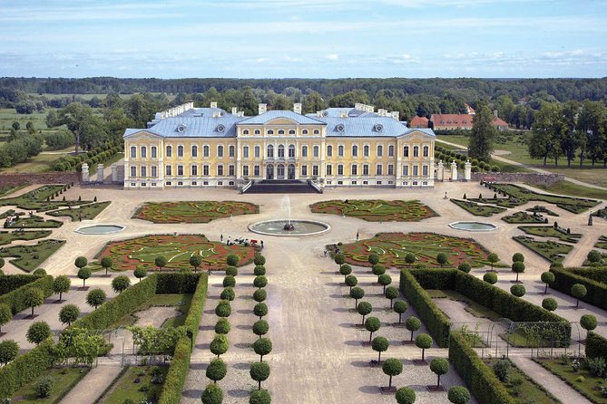 Group Day trip to Rundale Palace, Hill of Crosses & Bauska Castle - Getting There in a Small Group Van: Pickup, Timing, and Comfort