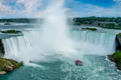 Guided Day Tour to Niagara Falls from Toronto with Boat & Lunch - Table Rock Welcome Centre: your first Horseshoe Falls moment