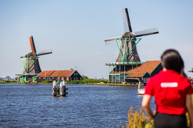Guided Day Trip - Volendam, Zaanse Schans, Marken & Edam - Stop 1 to 3: Marken’s Traditions and the Wooden-Shoe Moment