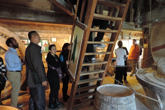 Guided Day Trip - Volendam, Zaanse Schans, Marken & Edam - Price Value: What You Really Get for $42.17