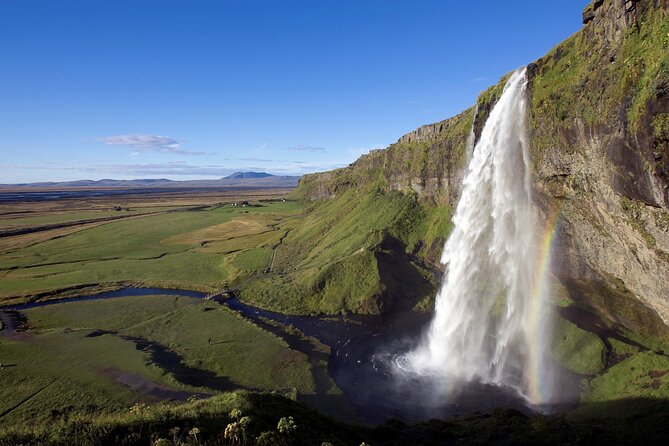 Guided Glacier Lagoon and Diamond Beach Day Trip from Reykjavik - Passing Eyjafjallajökull: A Quick Lesson in Iceland’s Fire and Ice