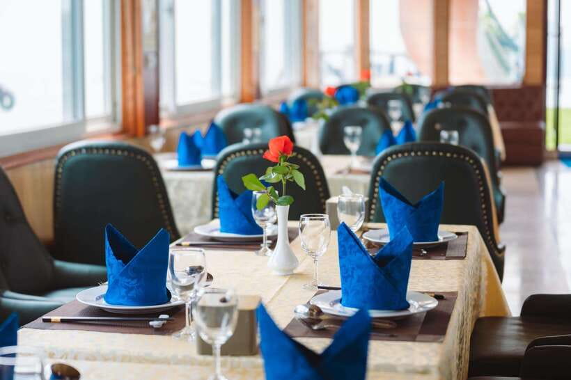 Ha long Bay day trip with Deluxe cruise - Why This Halong Bay Deluxe Day Trip Feels Like Good Value