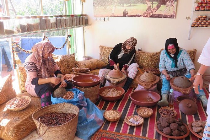 Half Day Tour From Marrakech to the Atlas Mountains & Ourika Valley - Stop 2: Ourika Valley river stops, mint tea, and a real Berber breakfast