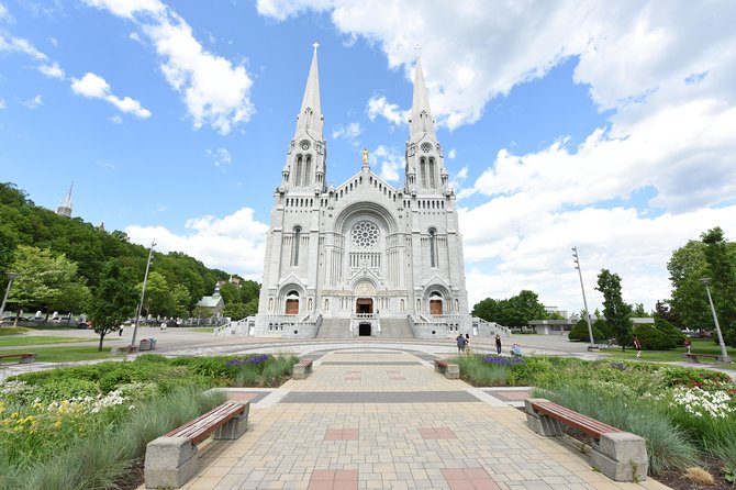 Half-Day Trip to Montmorency Falls and Ste-Anne-de-Beaupré from Quebec city - Montmorency Falls: the main event, and how to time your photos