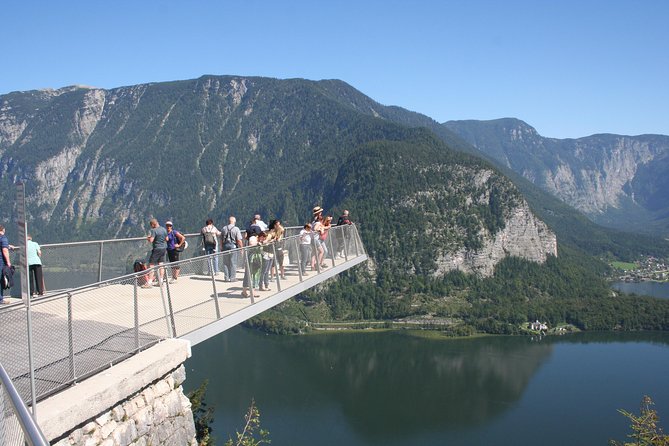 Hallstatt Guided Day Trip from Vienna With Boat Ride Option - A 13-Hour Coach Day: What You’re Signing Up For