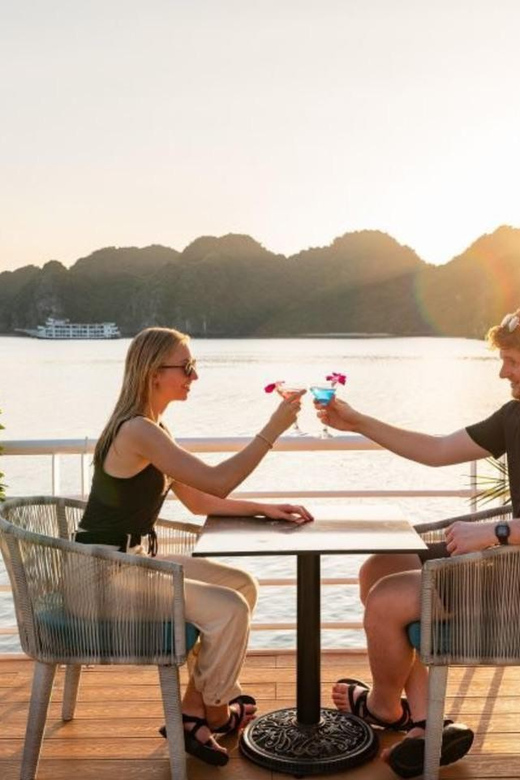 Hanoi: Cat Ba Island & Lan Ha Bay Day Trip Cruise with Lunch - Hanoi pickup vs Cat Ba start: pick your sleep schedule