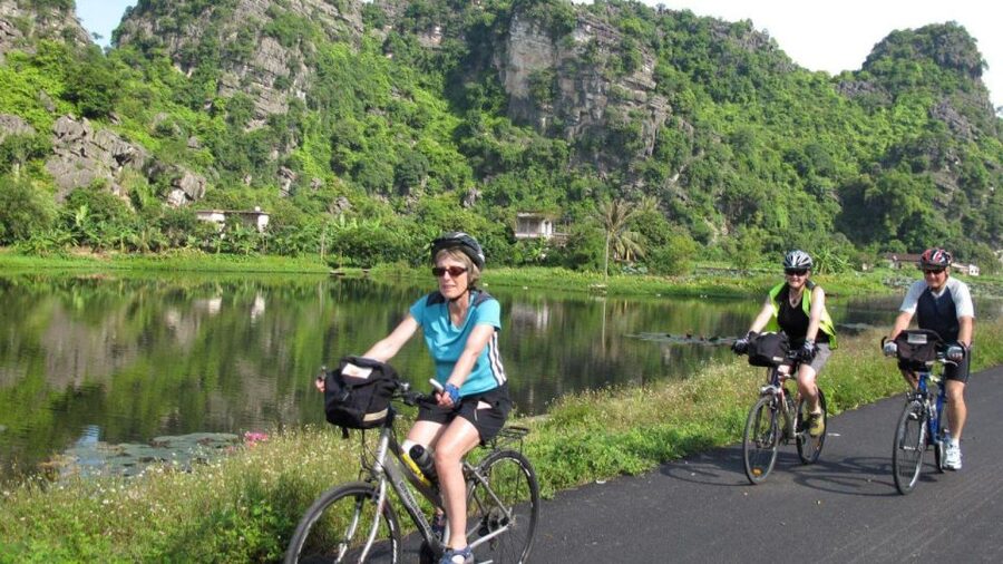 Hanoi: Hoa Lu, Trang An, and Mua Cave Full-Day Trip - Price and value: why the bundle matters on a one-day timeline