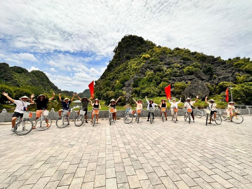 Hanoi: Ninh Binh, Hoa Lu, Tam Coc and Mua Cave Day Trip - Key things that make this Ninh Binh day trip work