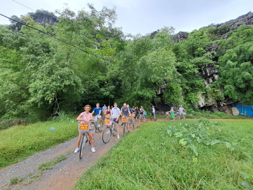 Hanoi: Ninh Binh, Hoa Lu, Tam Coc and Mua Cave Day Trip - What to bring (and what to skip)