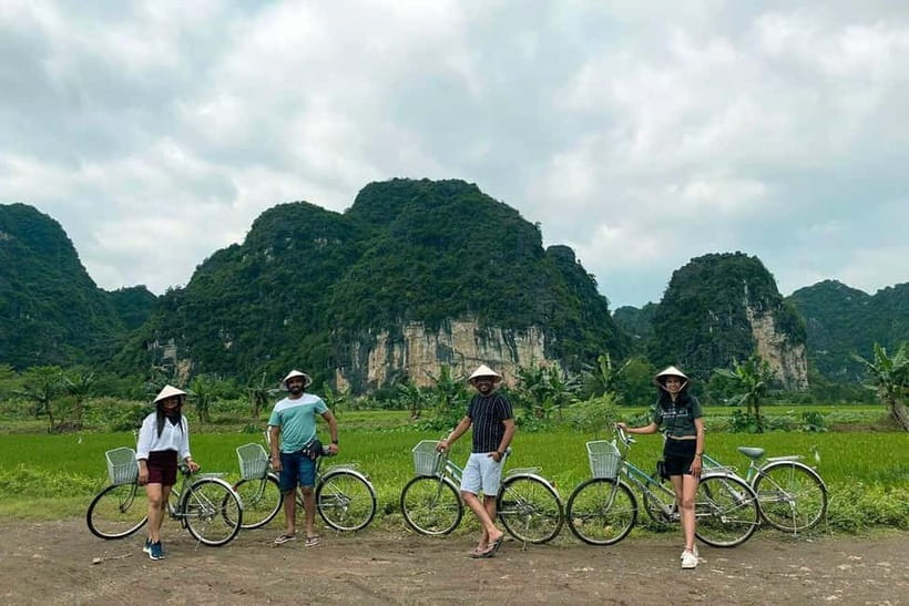 Hanoi/Ninh Binh: Tam Coc, Hoa Lu & Mua Caves Full-Day Trip - Timing, weather, and what to pack for a smoother day