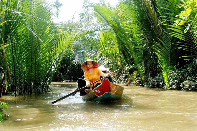 HCM:Mekong Delta Boat,Khotcake cooking Coconut Village,SmallGroup - Shops, tips, and the “tourist factory” risk