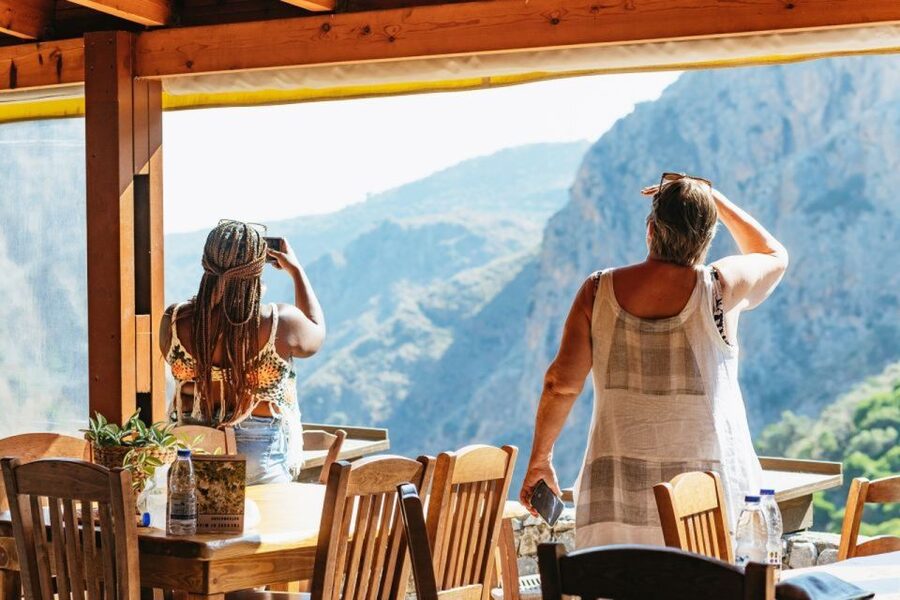 Heraklion Area: Direct Day Trip Elafonisi Island - The 4.5 Hours You Get: How to Use It Without Burning Out