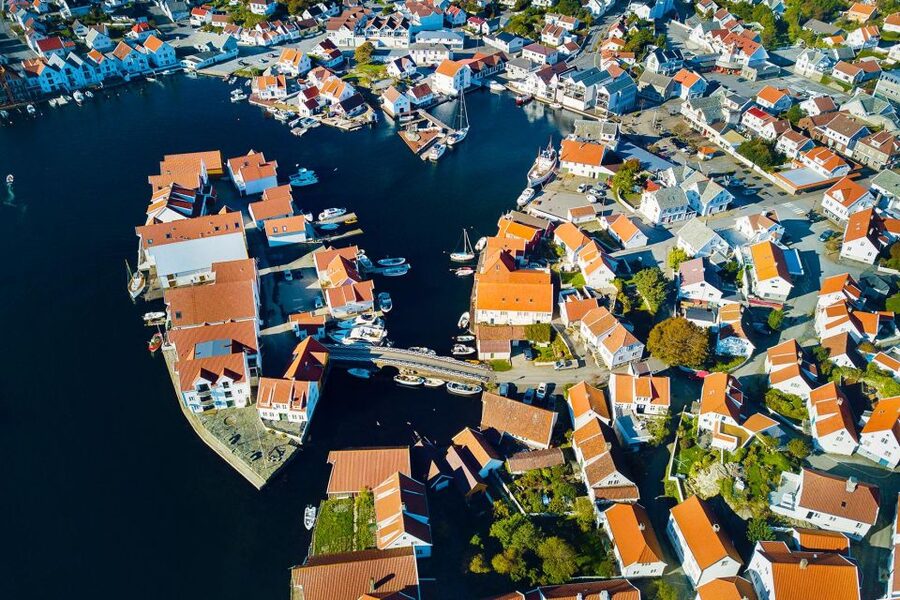 Highlights of the Region: Half-Day Tour from Haugesund - Haugesund to Karmøy in one relaxed 4-hour loop