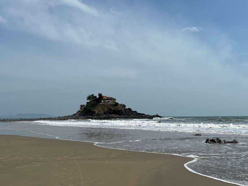 Ho Chi Minh City: Vung Tau Beach Full-Day Trip with Lunch - Thuy Van Beach: The Part You’ll Be Happy to Have