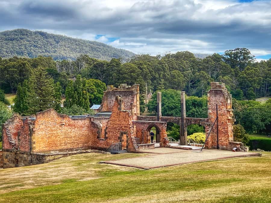 Hobart: Port Arthur & Tasman Park Full-Day Trip with Cruise - Tasman National Park: Tasman Arch and the views you’ll remember