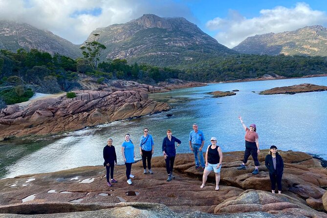 Hobart: Wineglass Bay & Freycinet National Park - Active Day Tour - Honeymoon Bay and Cape Tourville: variety without a second epic climb