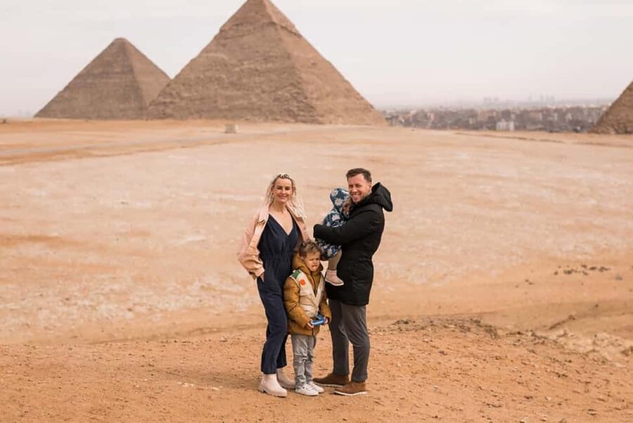 Hurghada: Cairo Pyramids, Sphinx & Egyptian Museum Day Trip - Optional Nile boat ride: a calmer chapter before the city drive home